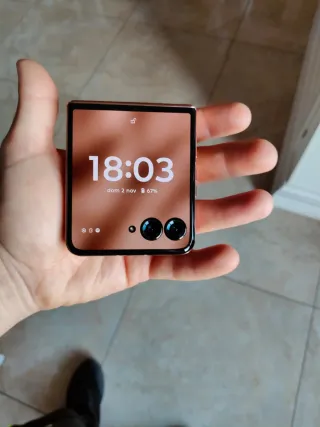 Motorola Razr 50 ultra oro scambio..