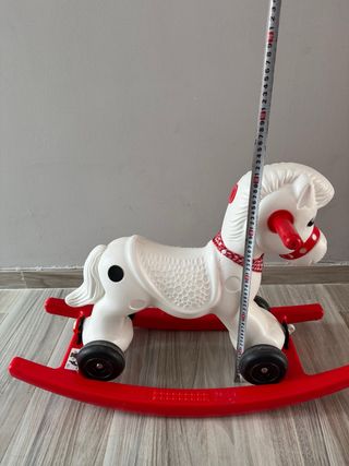Caballo balancín infantil blanco y rojo