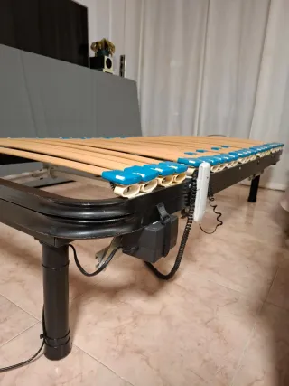 Conjunto somier, colchon y sábanas nuevas 90x190