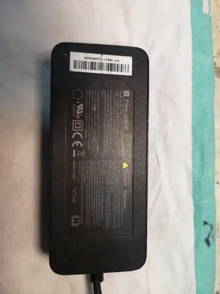 Cargador Xiaomi Patinete Eléctrico