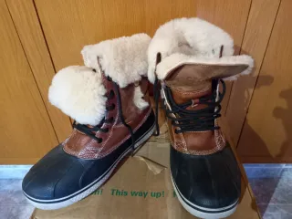 Botas Crocs Hombre Talla 42 Marrón/Negro