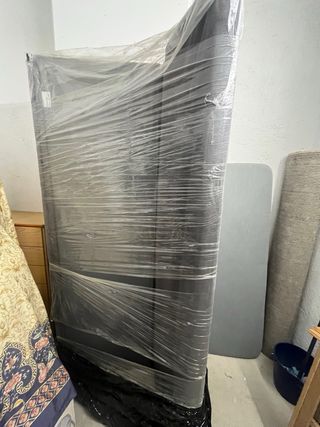 Se vende por mudanza.   Sofá Ikea Ektorp Gris