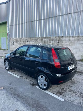 Ford Fiesta 2005 1.4 gia 5 puertas