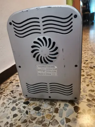 Mini nevera