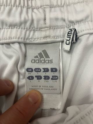 Pantaloncini Adidas Olympique Lyonnais bianchi –