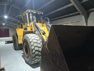 Cargadora VOLVO BM 120