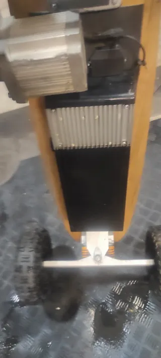 Monopatín Eléctrico Todoterreno