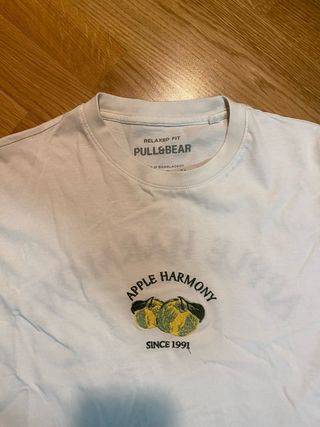 Camiseta Pull&Bear Apple Harmony