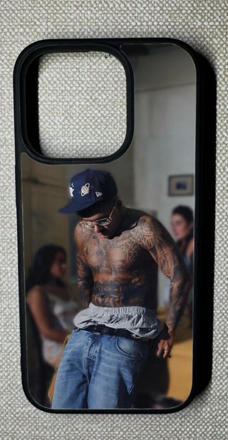 Cover personalizzate iPhone e altro