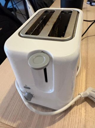 Tostadora blanca Simple