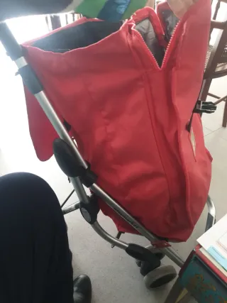 Carrito de la compra rojo