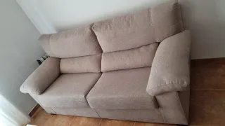 Sofá de tela beige 2 plazas