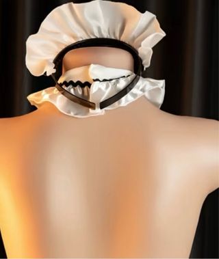 Lencería sirvienta talla única con diadema y tanga