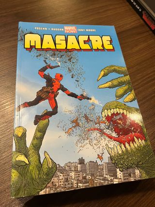 Lote Deapdool Masacre Comics + Libro de Arte