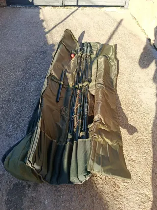 Cañas de pesca Free Spirit + funda Nash