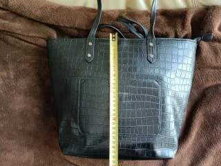 Bolso Paco Martínez negro grande efecto cocodrilo