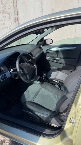 Opel Astra 2005