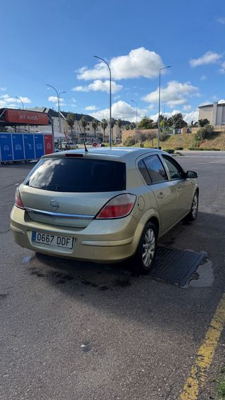 Opel Astra 2005