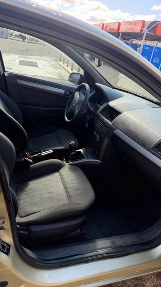 Opel Astra 2005