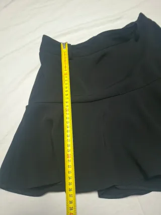 Falda pantalón negra