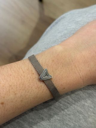 Pandora original de plata de ley con charm letra A