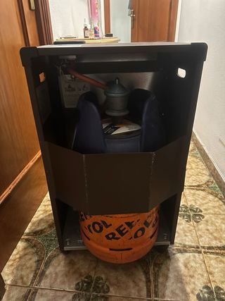 Estufa de gas Hiemas negra