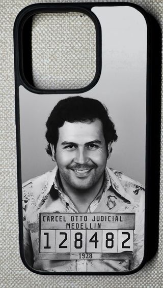 Cover personalizzate per iPhone e altro