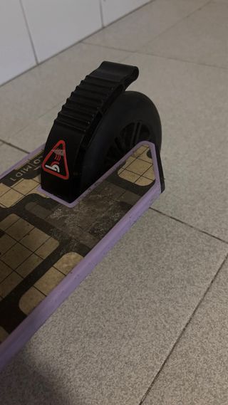 Patinete infantil morado