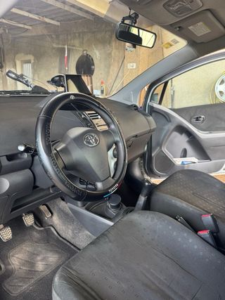 Toyota Yaris 2008 216000Km ITV Nov 2025