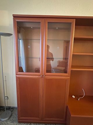 Mueble de salón madera y cristal como nuevo