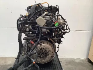 Motor Nissan NV400 Furgón X62