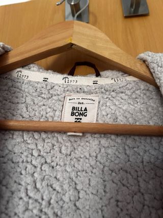 Parka granate mujer Billabong Talla S