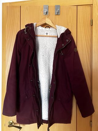 Parka granate mujer Billabong Talla S