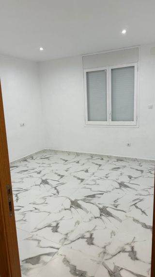 ALQUILER HABITACION EN VIC