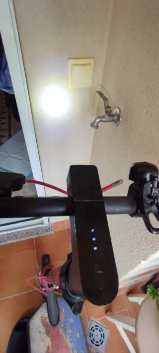 Patinete eléctrico en buen estado