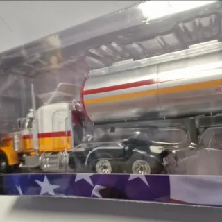 Camión Peterbilt Shell 1:43
