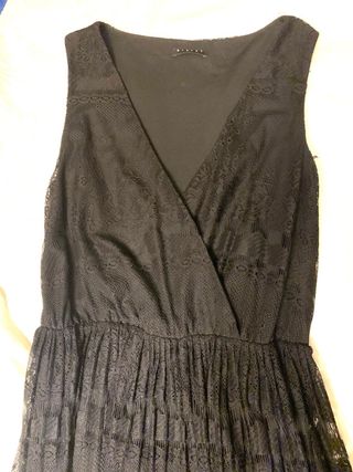 Abito lungo nero in pizzo elasticizzato