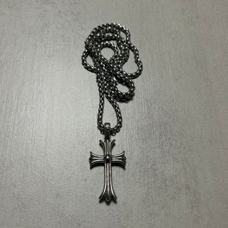 Collar Cruz de Acero Inoxidable con Piedra Roja