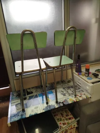 Sillas vintage cocina verdes (2 unidades)