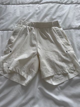 Pantaloni corti da tennis beige per bambina