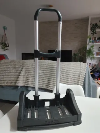 Carrito con ruedas para mochila escolar