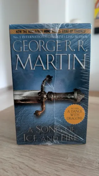 A Dance with Dragons / A Feast for Crows / A St...