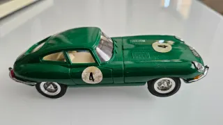Jaguar E-Type Scalextric Exin Verde