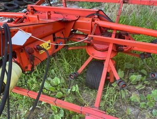 Extendedor Henificador Kuhn