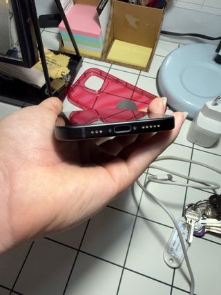 iPhone 15 128 GB | 93 % Batería