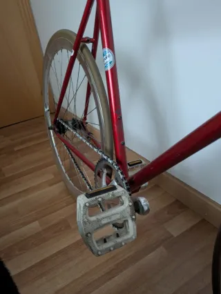 Bicicleta Fixie Genesis Flyer. Liviana y veloz !