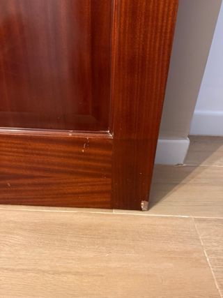 Puerta interior de madera