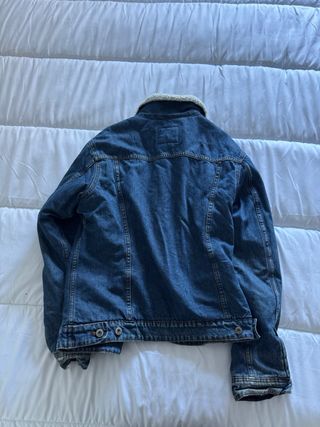 Chaqueta vaquera con forro de borreguito