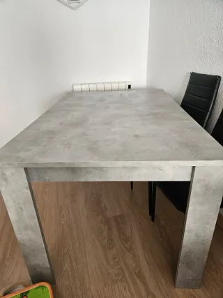 Mesa de comedor gris / cemento extensible