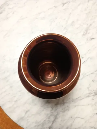 Jarrón de cerámica artesanal J. Marin